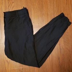 Aritzia Babaton Relaxed Crop Dress Pant